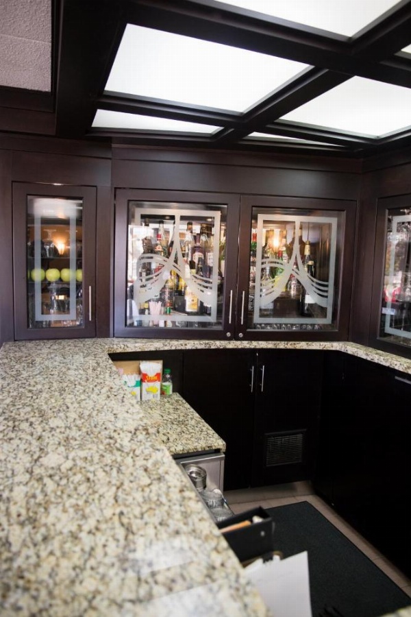 Admiral Inn Hamilton image 20