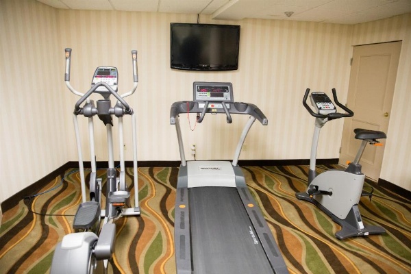 Admiral Inn Hamilton image 25