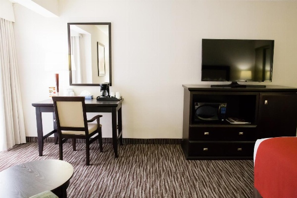 Admiral Inn Hamilton image 5